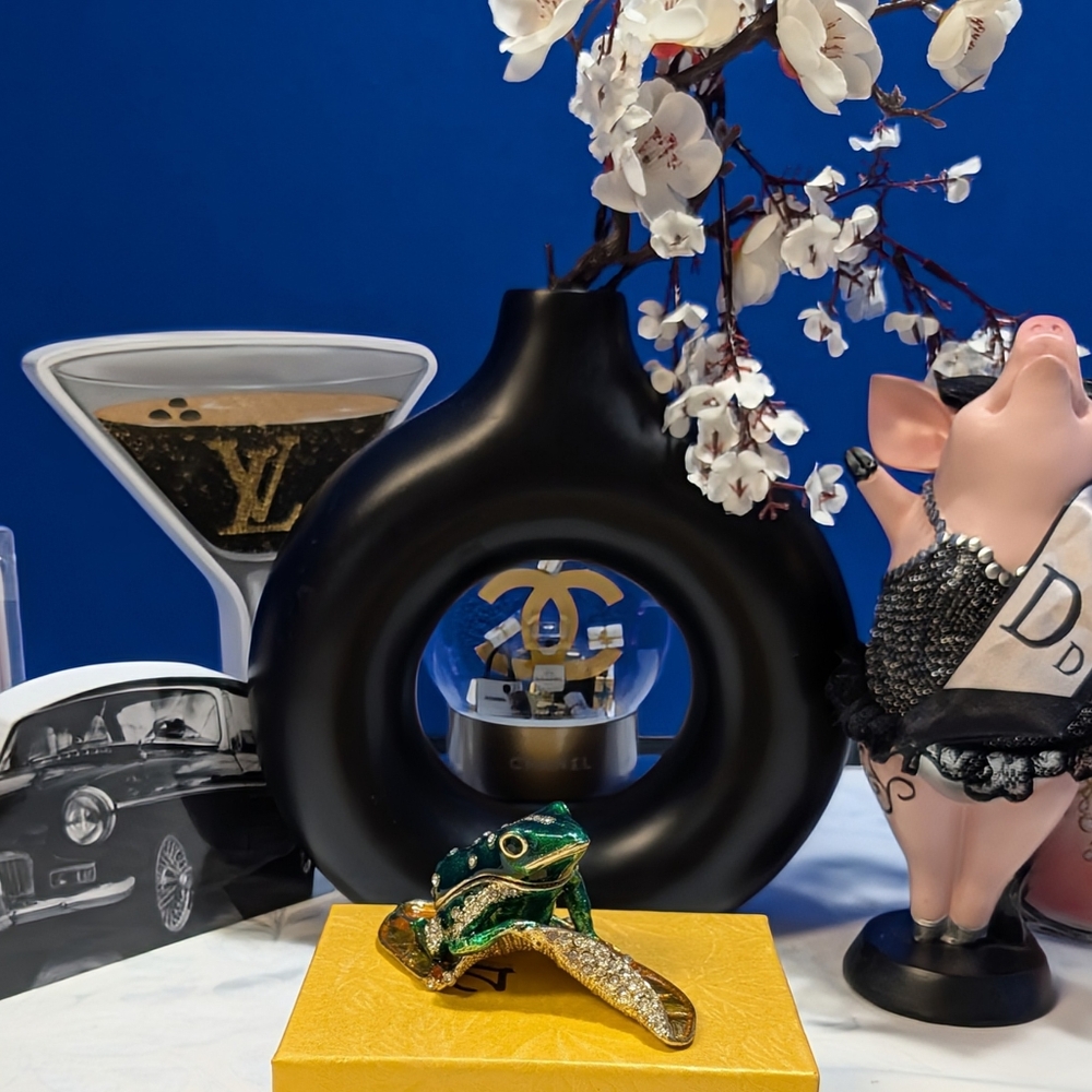 Jewelry/Trinket Box - Frog On Golden Leaf With Crystals 🔥